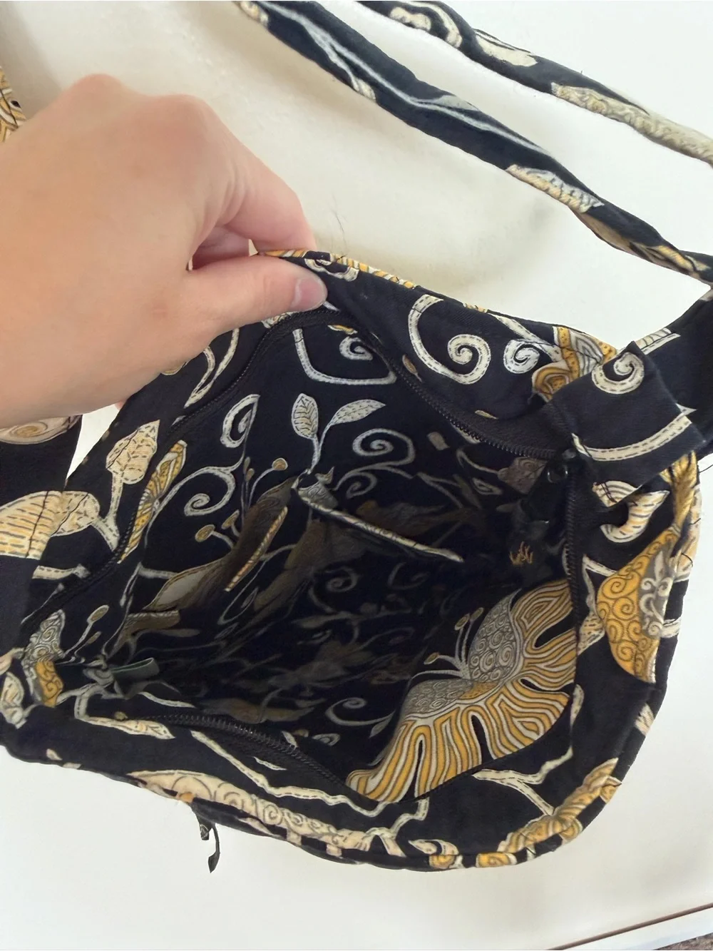 VERA BRADLEY Yellow Bird Hipster Shoulder Bag Crossbody Purse Floral